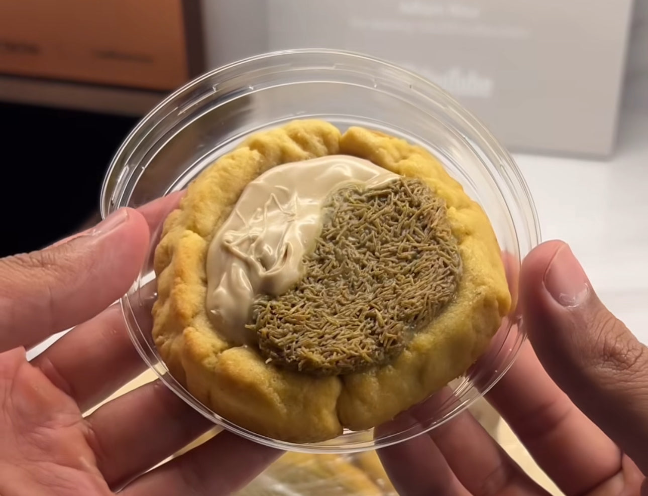 Kinder Pistachio Cookie