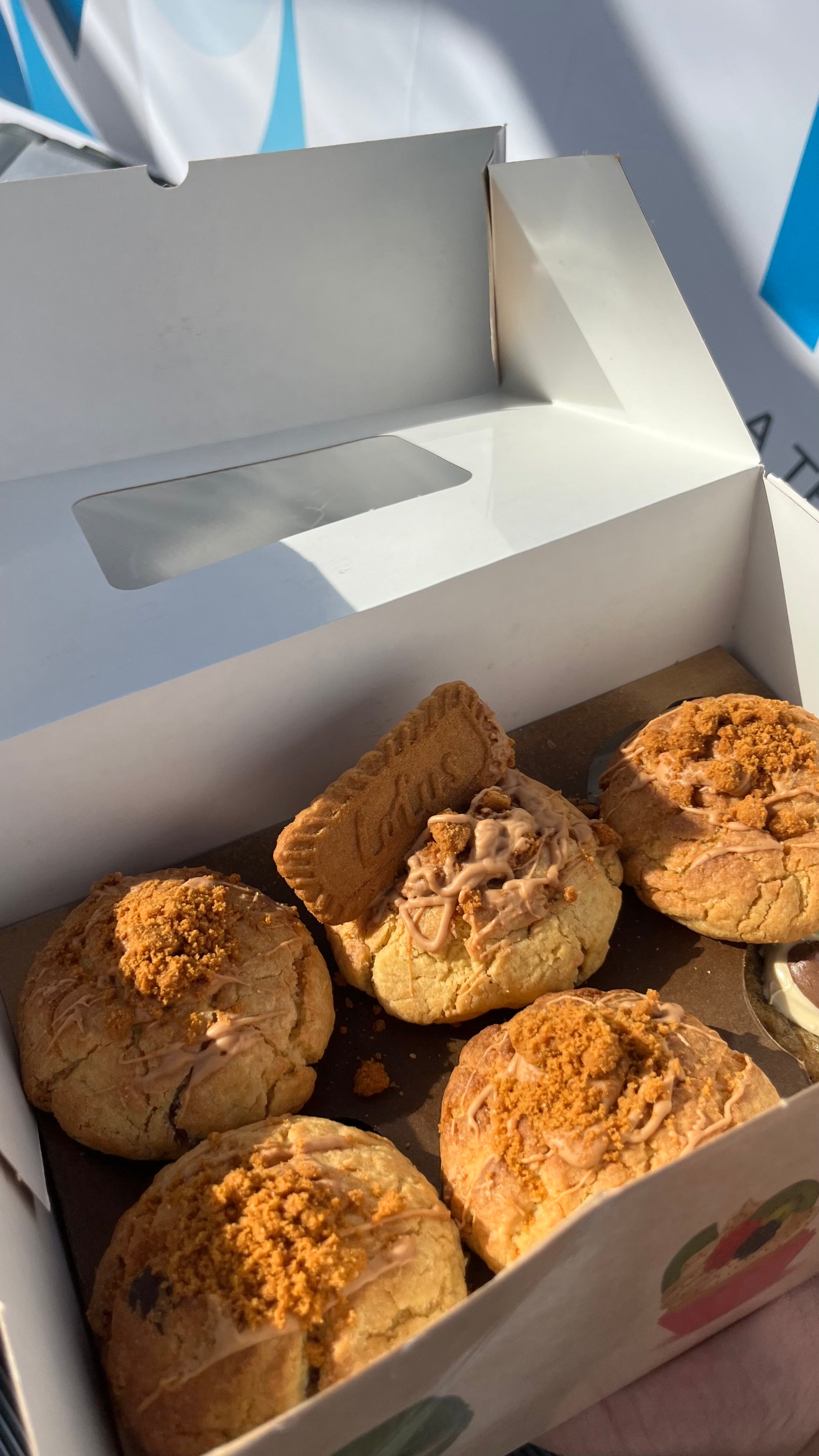 Lotus Cookies